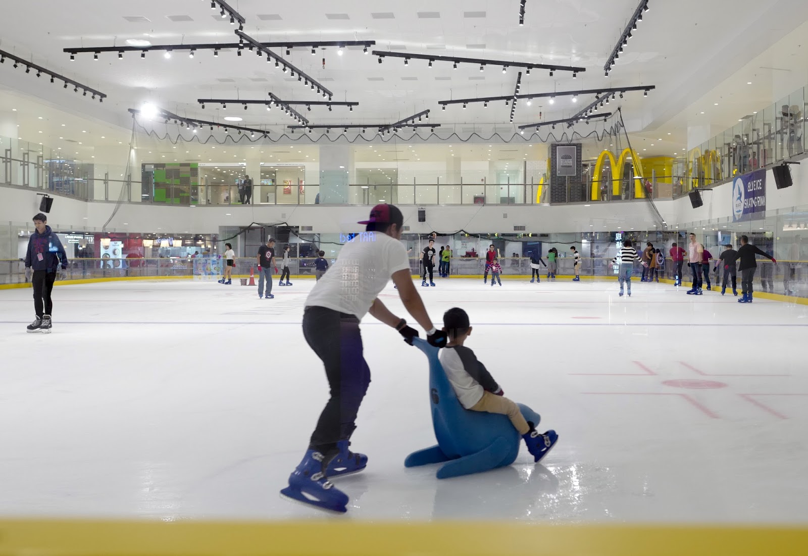 Harga Tiket Ice Skating Paradigm Mall JB